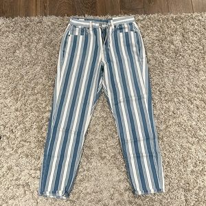 American Eagle Striped jeans